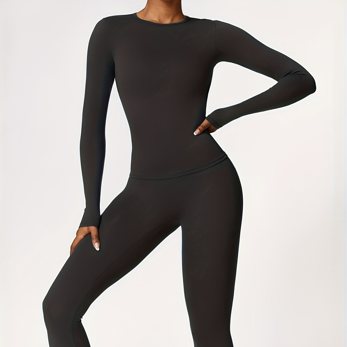 Tight-fitting yoga suit slim l - Pilates & Yoga Unleashed Studio Tuckahoe recensione e prezzo