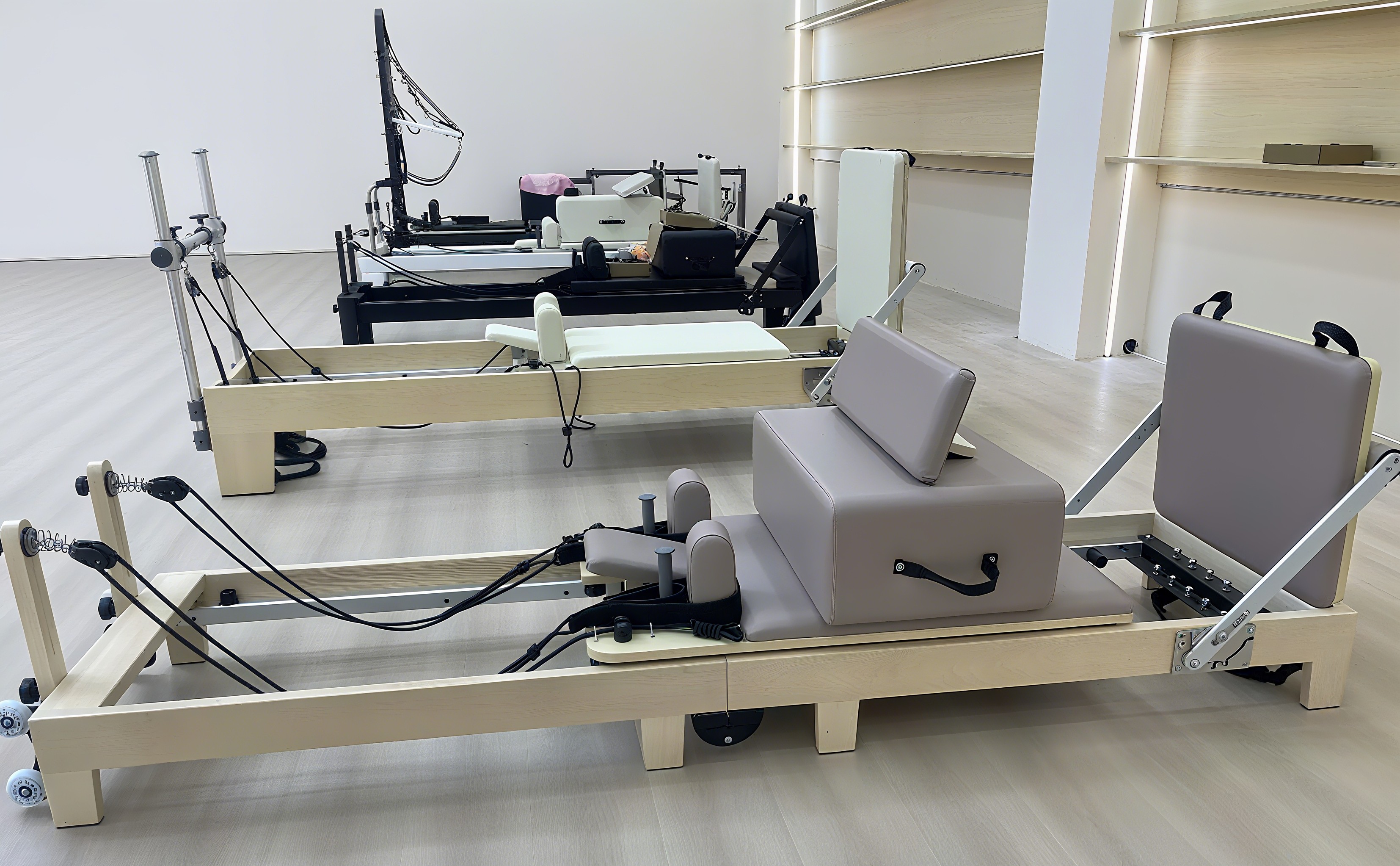 Foldable Maple Wood Pilates Re - Pilates & Yoga Unleashed Studio Tuckahoe recensione e prezzo