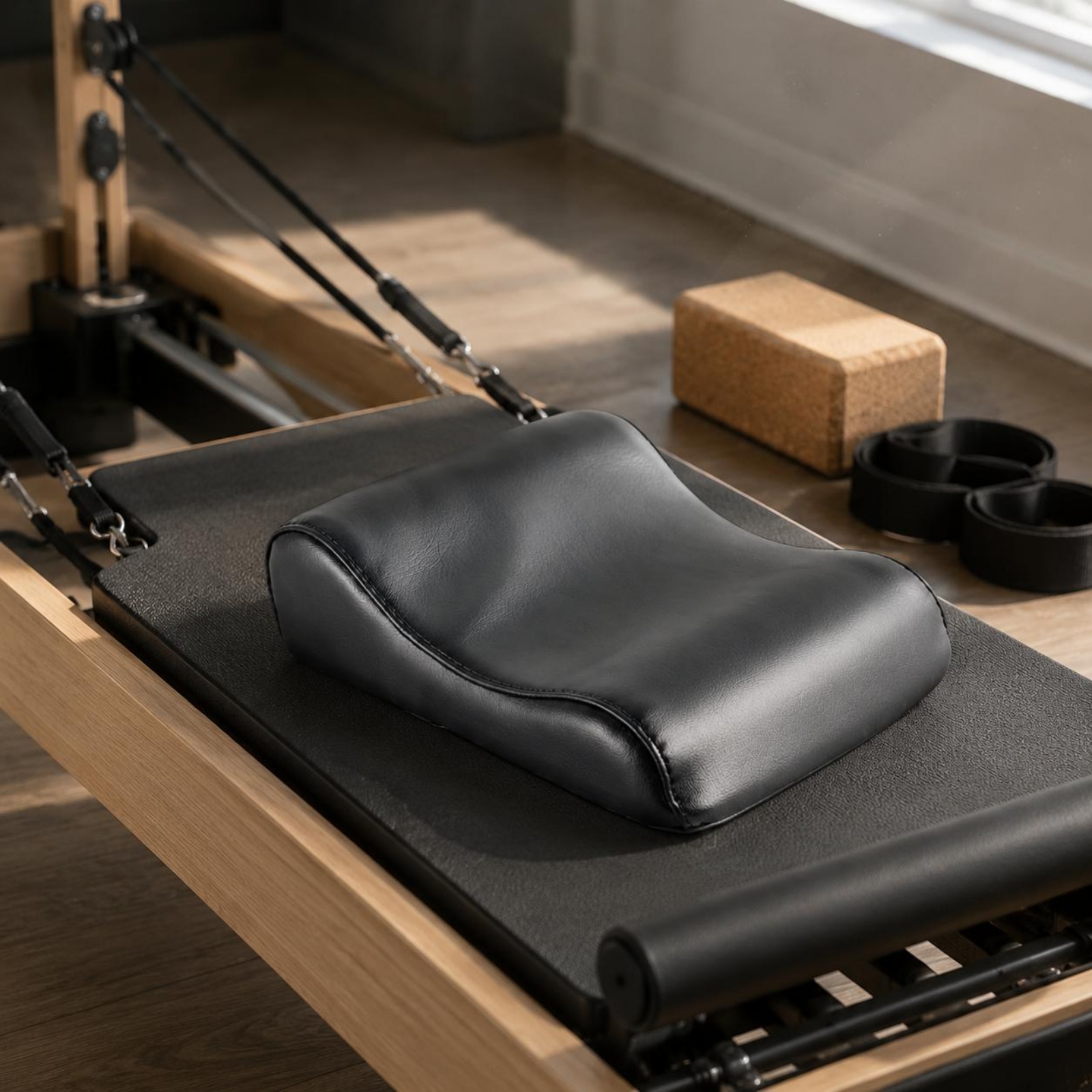 Pilates Bed Neck Pillow Padded - Pilates & Yoga Unleashed Studio Tuckahoe recensione e prezzo